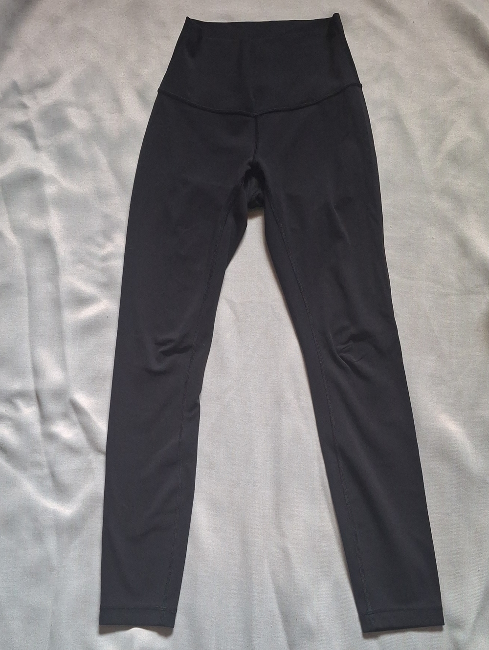 Lululemon Black High-Rise Leggings, Size 2, 26" Inseam, Hidden Pocket